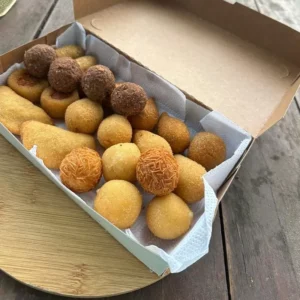 Salgados fritos para festa